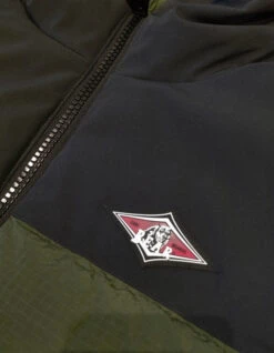 BEAR SURFBOARDS FAKE DOWN VEST -Salty Crew Shop bear surfboards fake down piumino smanicato 2