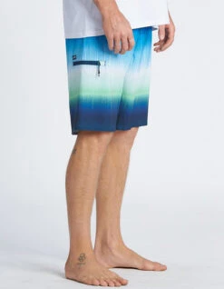 BILLABONG BOARDSHORTS FLUID AIRLITE PERFORMANCE NEO GREEN 20" -Salty Crew Shop billabong boardshorts fluid airlite performance 5