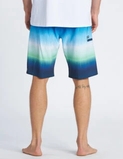 BILLABONG BOARDSHORTS FLUID AIRLITE PERFORMANCE NEO GREEN 20" -Salty Crew Shop billabong boardshorts fluid airlite performance 6
