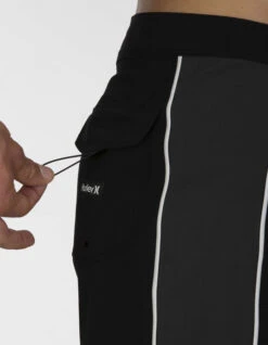 HURLEY PHANTOM FASTLANE BOARDSHORT 18" BLACK 8 HURLEY PHANTOM FASTLANE BOARDSHORT 18" BLACK -Salty Crew Shop hurley phantom fastlane boardshort 18 black 3