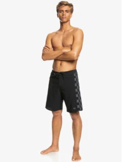 QUIKSILVER BOARDSHORT HIGHLITE ARCH 19" -Salty Crew Shop quiksilver boardshort highlite arch 19 5