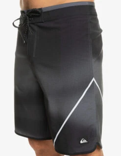QUIKSILVER BOARDSHORTS SURFSILK NEW WAVE 20" BLACK -Salty Crew Shop quiksilver boardshorts surfsilk new wave 20 black 3