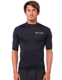 RIP CURL ICON PERF SHORT SLEEVE UV TEE BLACK