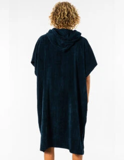 RIP CURL ICONS HOODED PONCHO NAVY -Salty Crew Shop rip curl wet as poncho in spugna navy 2