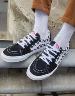 VANS SK8-LOW RACING BLACK CHECKERBOARD SHOES 9 VANS SK8-LOW RACING BLACK CHECKERBOARD SHOES -Salty Crew Shop vans scarpe sk8 low black checkerboard 7
