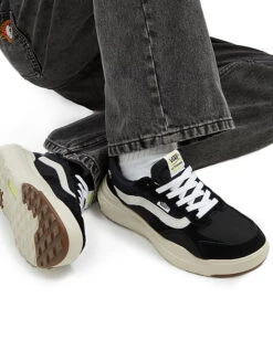 VANS ULTRARANGE NEO VR3 SHOES BLACK -Salty Crew Shop vans scarpe ultrarange neo vr3 black 2