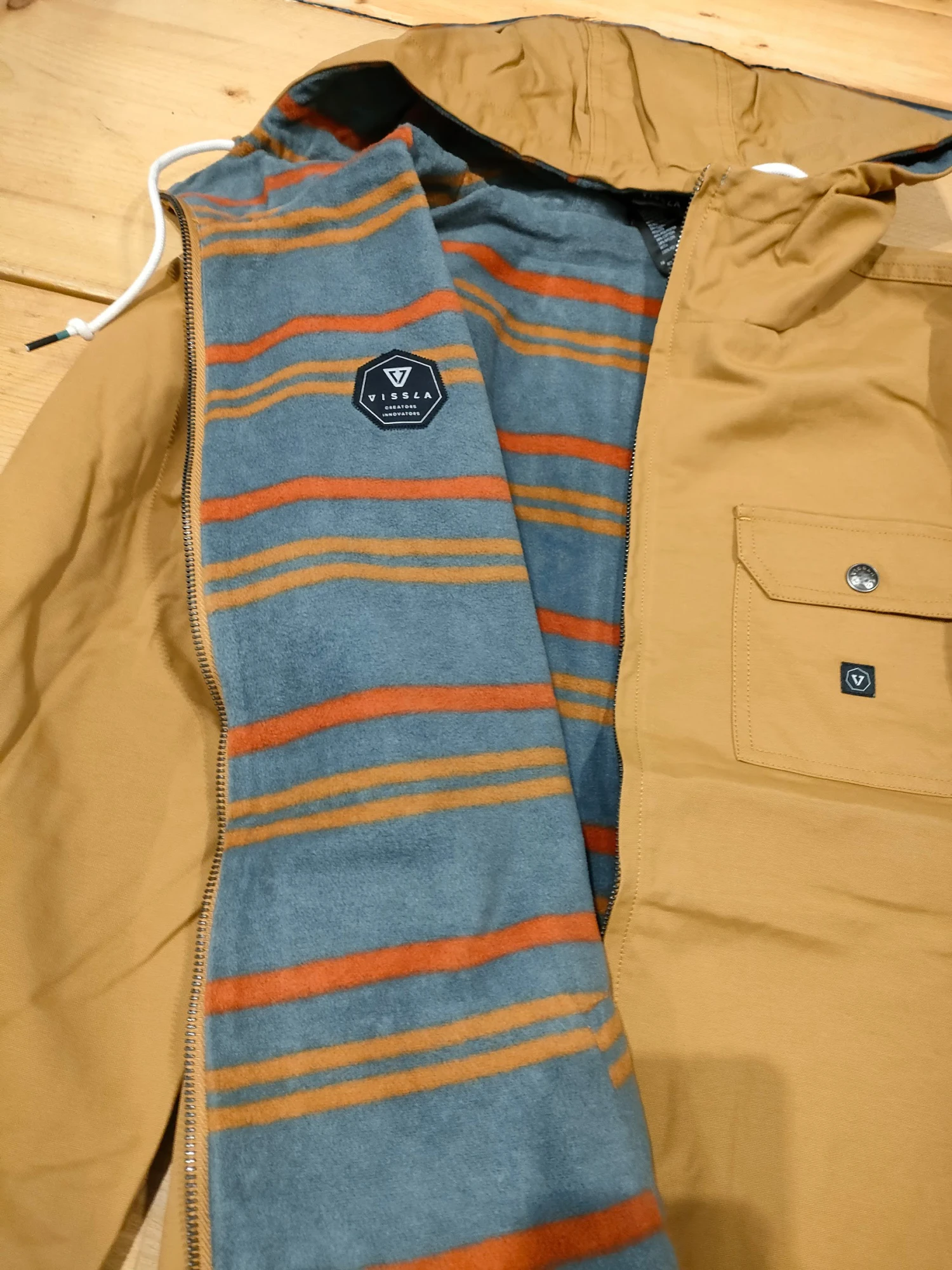 VISSLA BREAKERS III REVERSIBLE JACKET 3 VISSLA BREAKERS III REVERSIBLE JACKET - Image 3